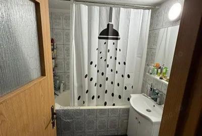 Apartament cu 3 camere decomandat, mobilat în Militari