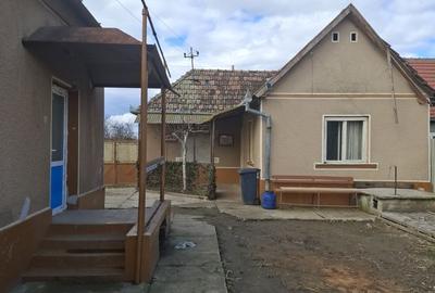 Casă cu 3 camere în Central - 8