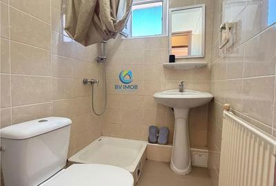 Apartament cu 3 camere în Florilor - 3