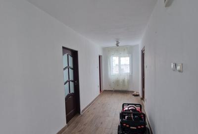 Casa spa?ioasa in comuna Recea, intr-o zona lini?tit? - 30