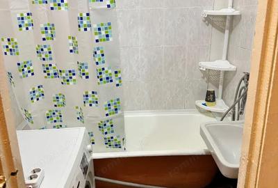 Apartament cu 2 camere decomandat în Baicului