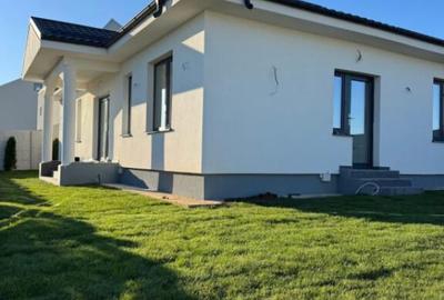 Casa parter, 111 mp utili, 400 mp teren, zona Metro - 3