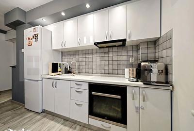 Apartament cu 4 camere decomandat în Nufărul - 6