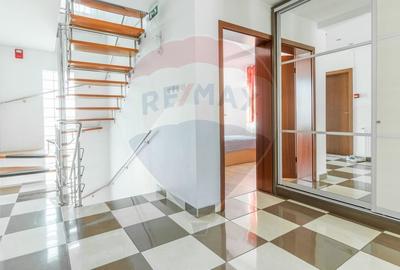 Hotel/Pensiune, de 379 mp, în Sânmartin - 19