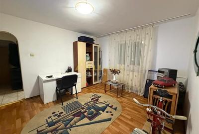 Apartament cu 2 camere semidecomandat în Berceni - 6