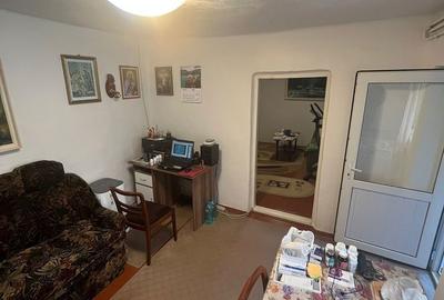 Casă cu 4 camere cu Canalizare în Brătianu