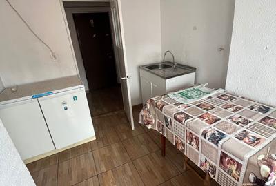 Garsonieră decomandată în Central - 1