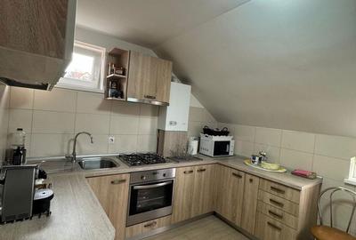 Casă cu 5 camere cu Teren 710 Mp în Central - 2