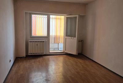 Apartament cu 2 camere decomandat în Central - 4
