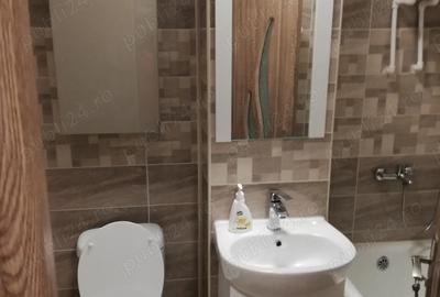 Inchiriez apartament cu 1 camera pe Bulevard - 8