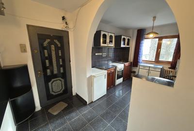 Apartament cu 2 camere semidecomandat, mobilat în Central - 4