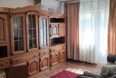 Apartament cu 3 camere decomandat în Central - 1