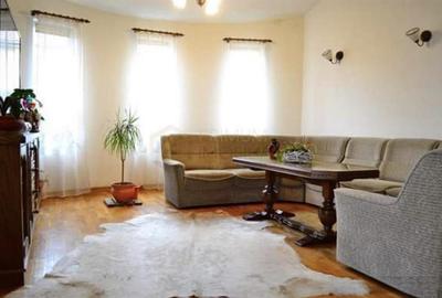 Casă individuală cu 4 camere cu Canalizare în Giroc - 1