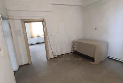 Spațiu comercial, de 245 mp, în Traian - 12