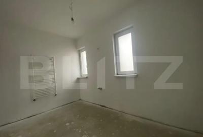 Casă cu 4 camere în Moșnița Veche - 11