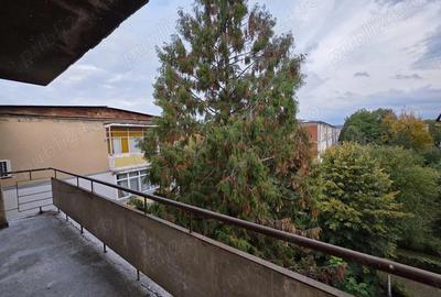 Apartament 3 camere de vanzare Deva, zona Zamfirescu - 13