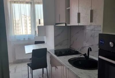 Apartament cu 2 camere decomandat, mobilat în Târgu Cucu - 3