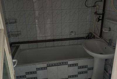 Apartament cu 3 camere decomandat în Exterior Vest - 2