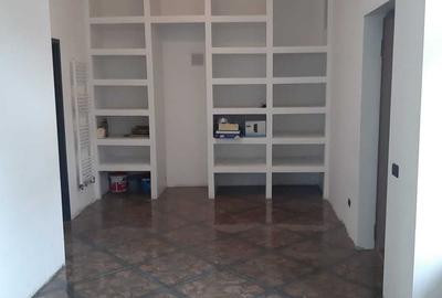 Apartament cu 2 camere decomandat în Ultracentral