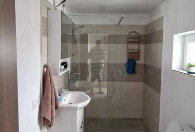 Casă cu 4 camere în Ocnele Mari
