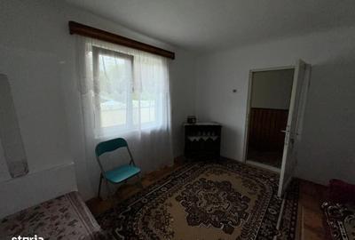 Casă cu 4 camere în Coțofenești - 16