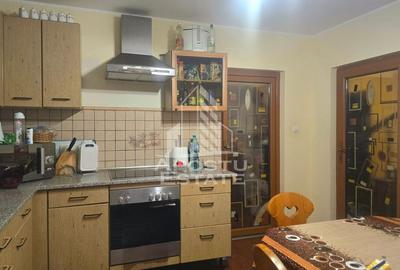 Casă cu 5 camere cu Piscina în Macea - 15