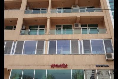 Spațiu comercial, de 30 mp, în Nord - 2