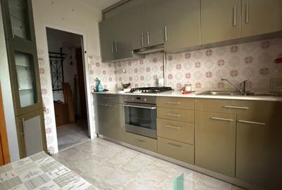 Apartament cu 3 camere decomandat, mobilat în Mănăștur