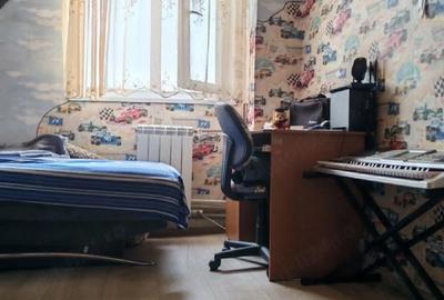 Apartament cu 3 camere decomandat în Nufărul - 6