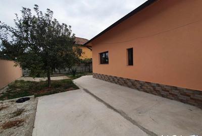 Inchiriere casa, situata in Targu Jiu, M.C Oancea (Cartier Grivitei) - 3