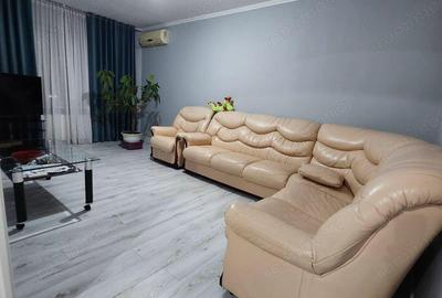 Ofer spre vanzare Apartament 3 camere decomandat Delfinului Ofer spre vanzare Apartament 3 camere decomandat Delfinului - 1