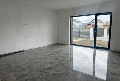 Casa individuala Cristian incalzire in pardoseala si garaj - 5