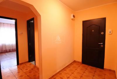 Apartament cu 3 camere decomandat în Nord - 11