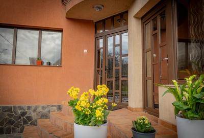 Casa pe 3 niveluri, potrivita pentru familie mare sau investitie inteligenta! - 3