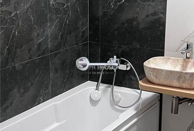 Apartament cu 3 camere, mobilat în Central - 3