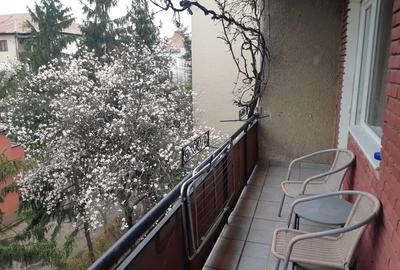 Inchiriez ap. 3 camere central in spatele hotelului Central , langa primarie si terasa Segafredo - 2