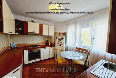 Apartament cu 4 camere decomandat în Piața Unirii - 3