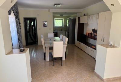 Casă cu 3 camere în Central - 4