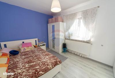 Casă cu 4 camere în Săbăreni - 13