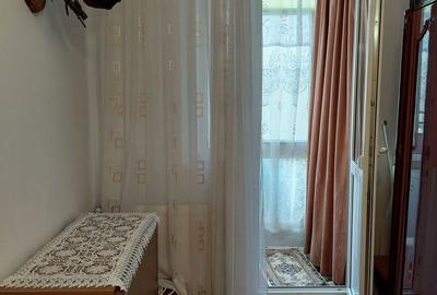 Apartament cu 2 camere în Micro 6 - 7
