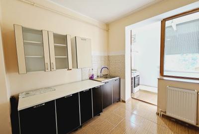 Tiglina 1, Bloc stradal, 3 camere Etajul 3, Balcon Generos Tiglina 1, Bloc stradal, 3 camere Etajul 3, Balcon Generos - 7