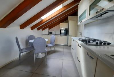 Apartament cu 3 camere decomandat, mobilat în Calea Dumbrăvii - 2