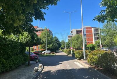Apartament cu 4 camere decomandat în Băneasa - 9