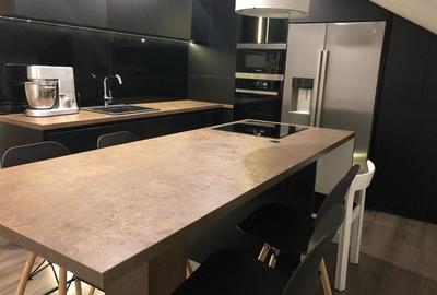Casa S+P+E+M | 605 mp utili | 10 camere | 3 bucatarii | 4 bai | 3 terase | Garaj - 14
