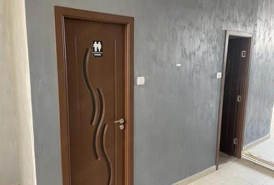 Spațiu comercial, de 60 mp, în Central - 3