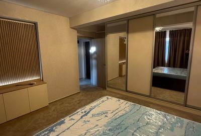 Garsonieră decomandată, mobilată în Sud - 7