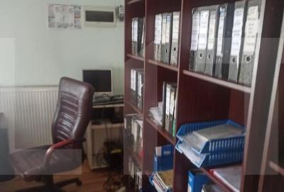 Spatiu comercial, de vanzare, parter + apartament la etaj, z - 3
