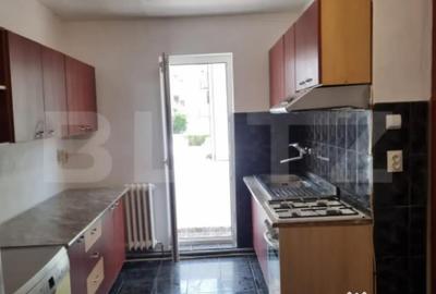 Spațiu comercial, de 65 mp, în Central - 8