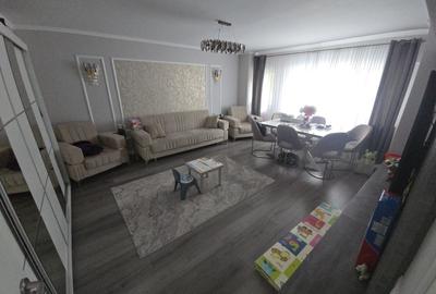 Apartament cu 3 camere decomandat în Exterior Vest - 4