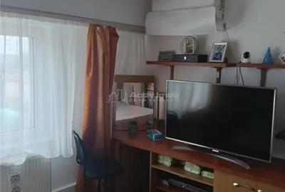 Apartament cu 3 camere decomandat în Cornetu - 6
